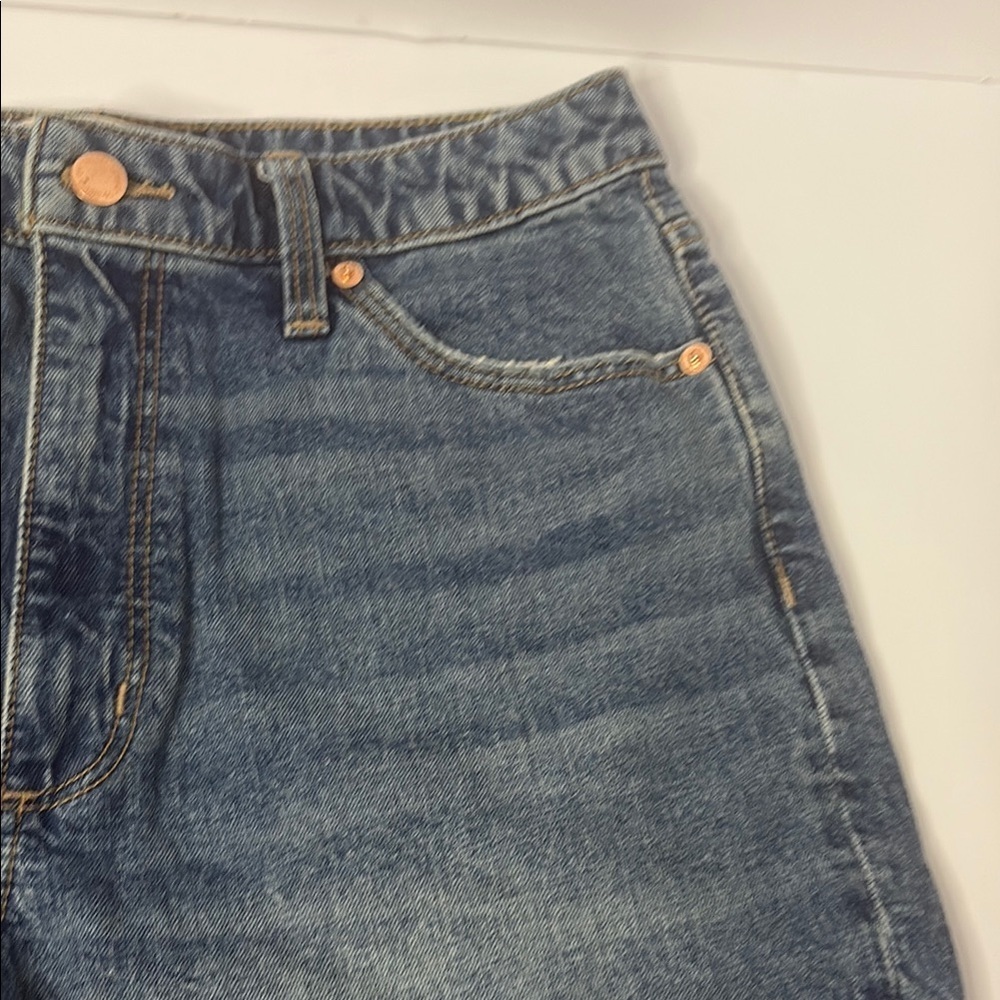 Universal Thread Blue Jean Shorts - Picture 9 of 15